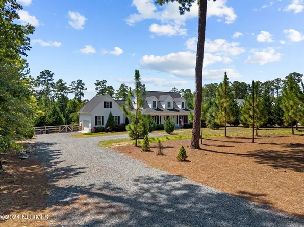 518 Star Ridge Road, Carthage, NC 28327