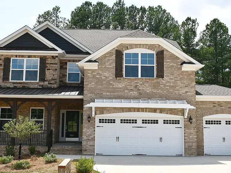 7881 Pine Forest Dr — Photo 1