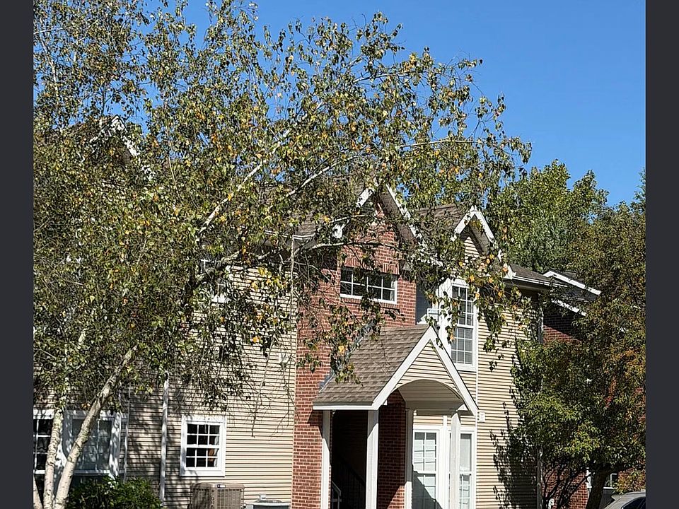 1st image of 668 Waterville St #2