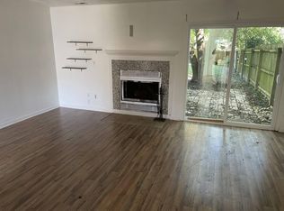 1064 Commonwealth Pl, Virginia Beach, VA 23464