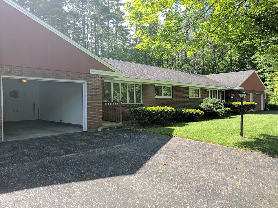 1st image of 11 Angel Ln