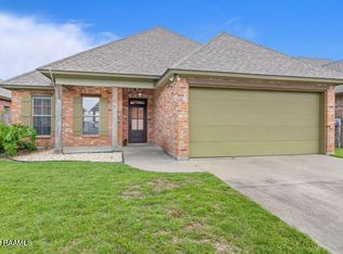 103 Fox Creek Dr, Youngsville, LA 70592