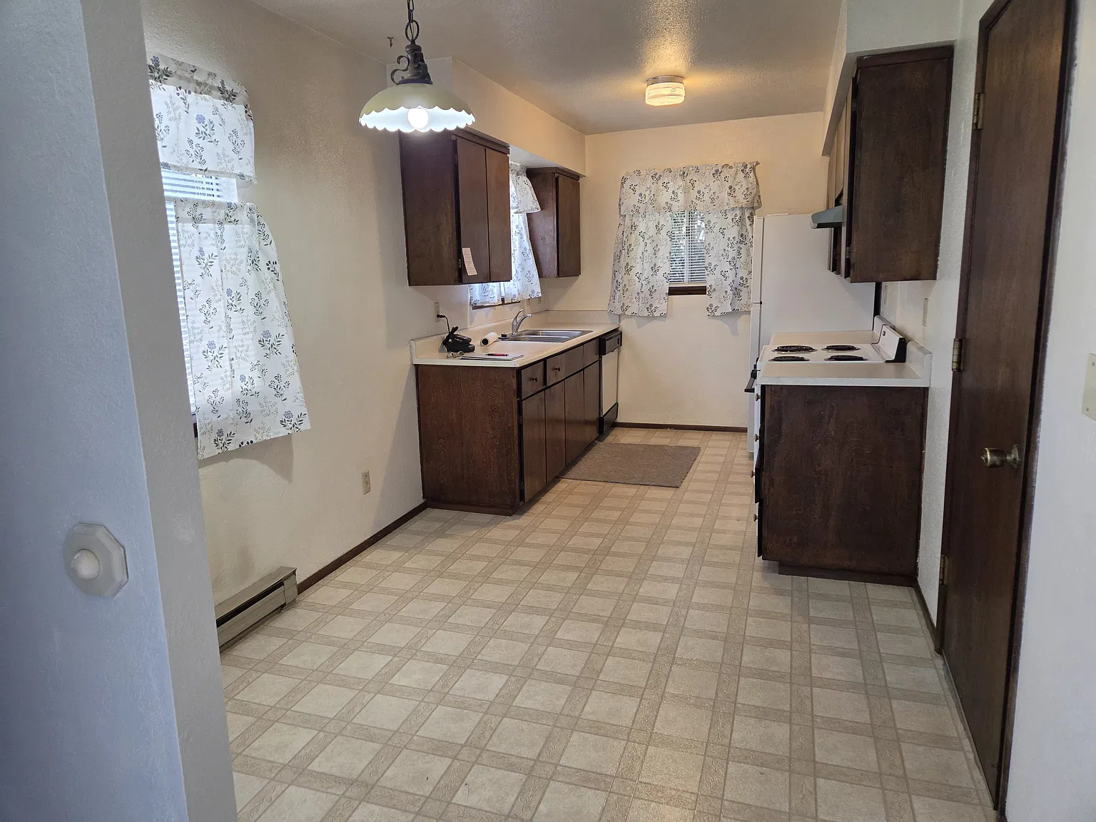 2 bed, $1,550 — Photo 3