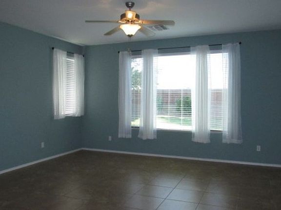 2nd image of 14066 W Dahlia Dr