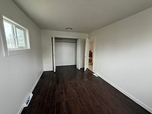 2021 8th Ave N #1 Photo 1
