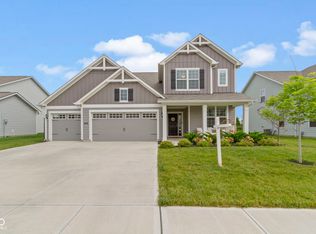 13562 Longrise Ln, Fishers, IN 46037