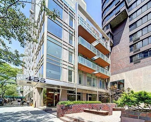 Rented by Solace SMC Inc | media 40