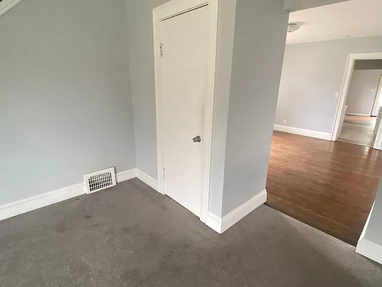 16917 Larchwood Ave — Photo 19