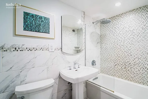 Rented by Sotheby's International Realty | media 20