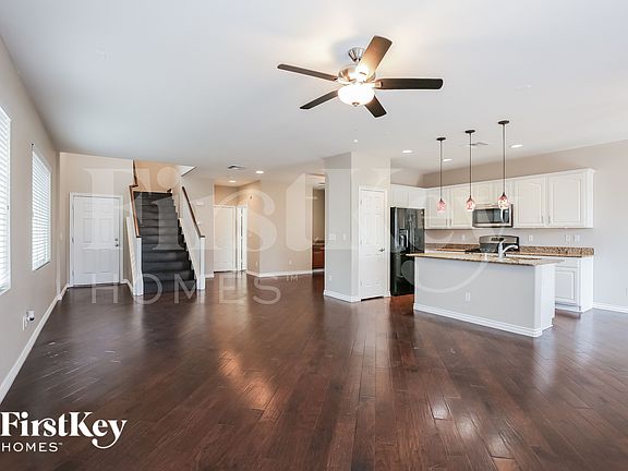3rd image of 7340 Chesapeake Cove St