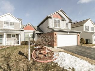 1312 Kensington Dr, Mundelein, IL 60060