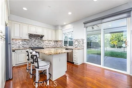 24 Silveroak — Photo 8