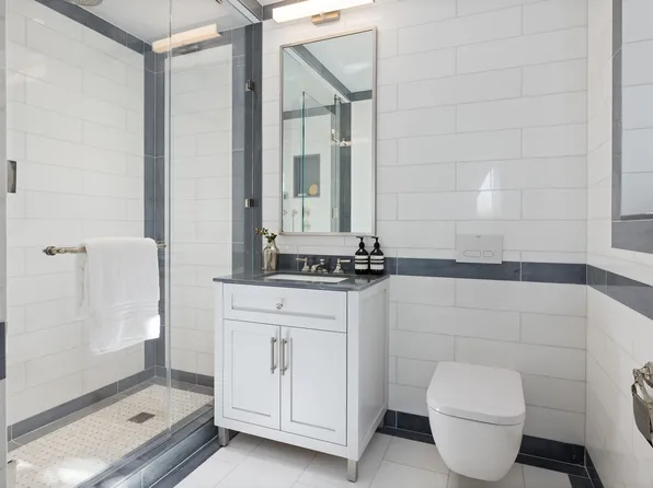 344 West 72nd Street image 10 of 23