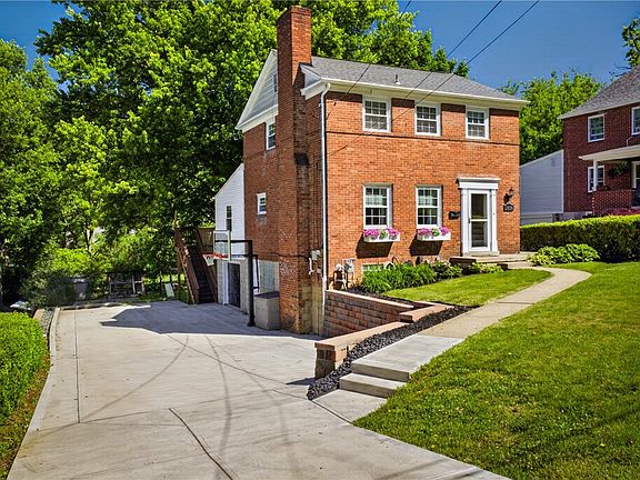 2nd image of 2406 Morrow Pl
