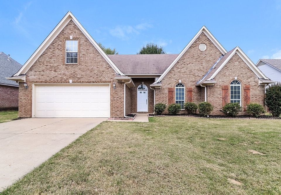 1st image of 2848 Pinnacle Dr
