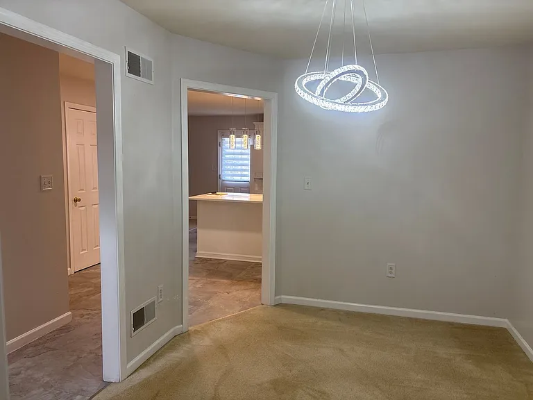 720 Strayer Dr — Photo 12