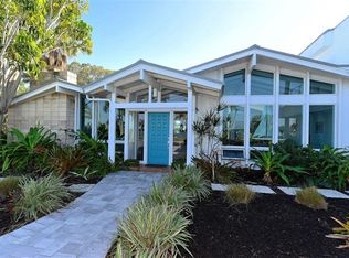 566 Jessmyth Dr, Longboat Key, FL 34228