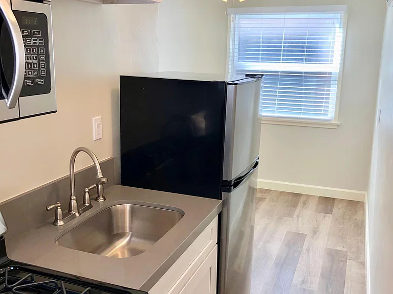 5242 E The Toledo — Photo 10