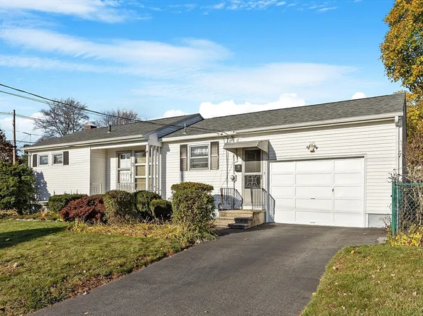 99 Oakside Ave, Methuen, MA 01844