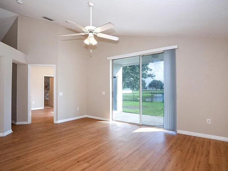 10815 Lakeside Vista Dr — Photo 19