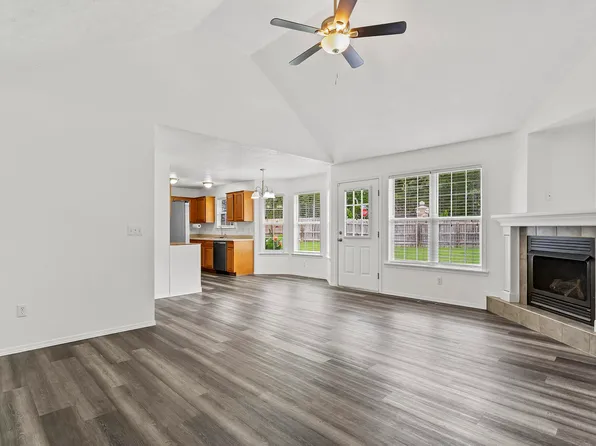 968 S Redwood Street, Nixa, MO 65714