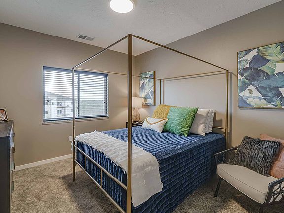 Wake up refreshed in your spacious, sunlit bedroom.