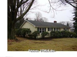 32 Stage Coach Rd, Bristol, CT 06010