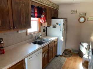 528 Oswald Ave, Belgrade, MN 56312
