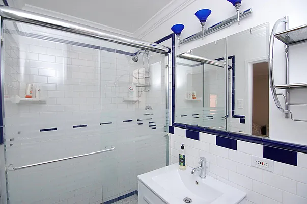 Rented by Bohemia Realty Group | media 28