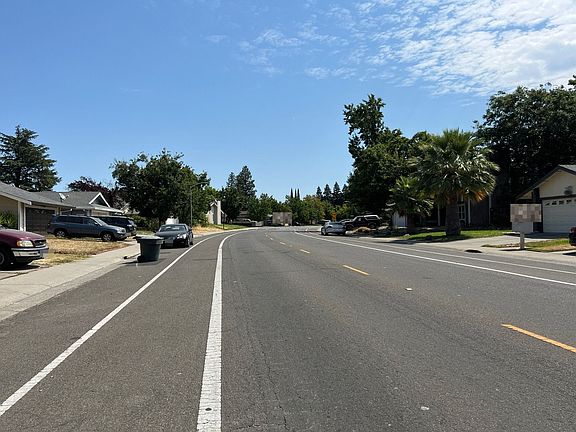 4th image of 4417 Galbrath Dr