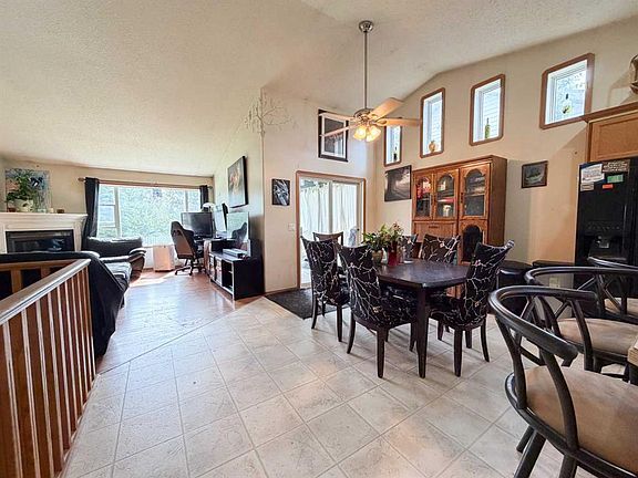 5th image of 64 W Park Cir
