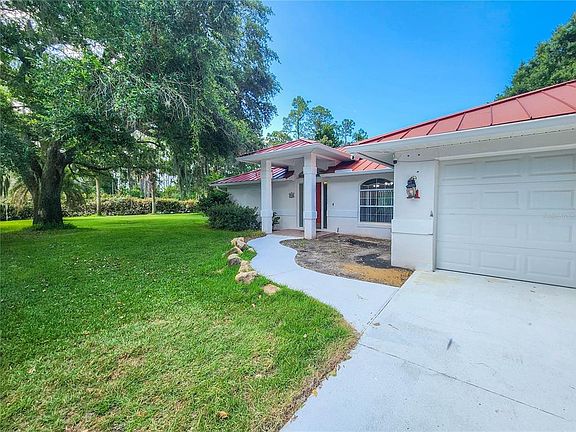 3rd image of 11 BUNKER HILL DRIVE
