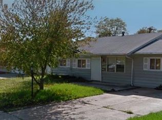 1105 Saint Clement Dr, Cahokia, IL 62206