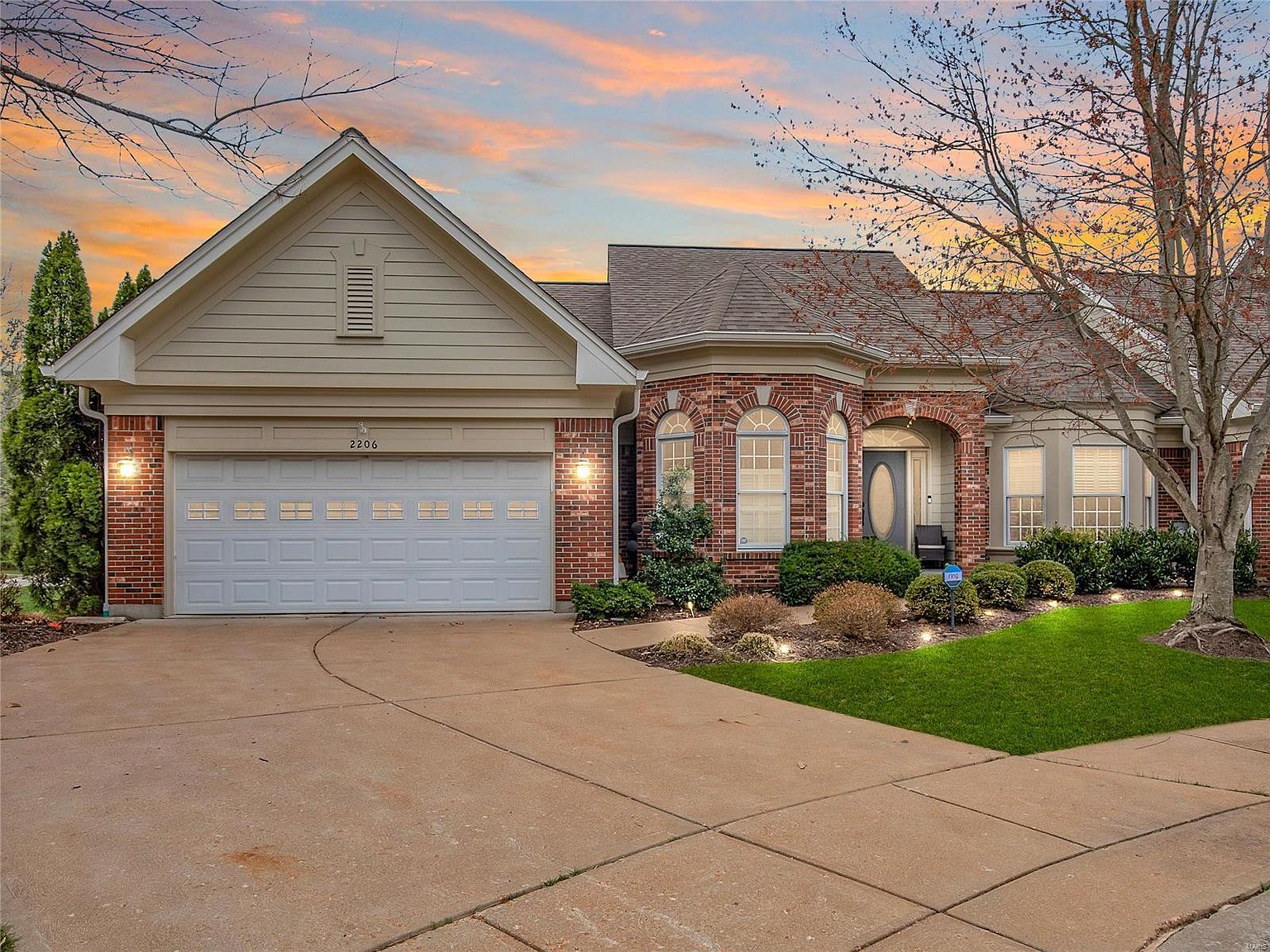 2206 Picardy Meadow Ln, Chesterfield, MO 63017 Zillow