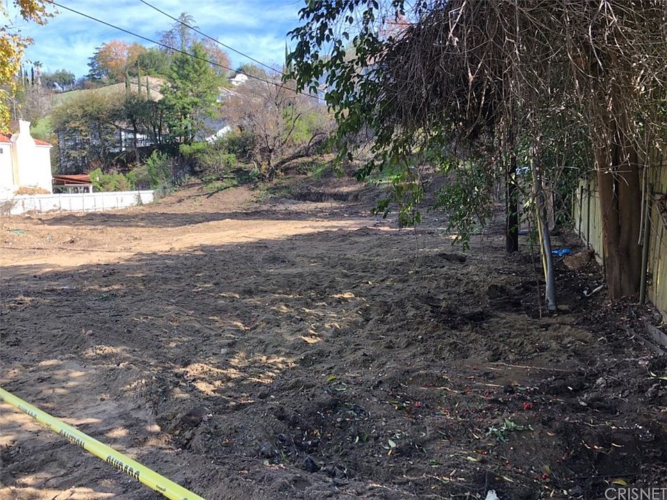 1st image of 4990 Vanalden Ave