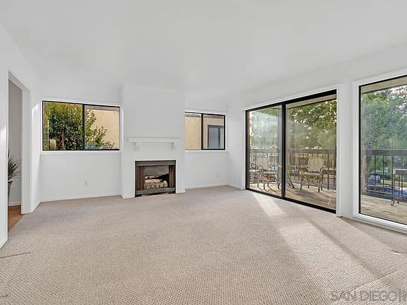 3rd image of 911 E Ave APT 204