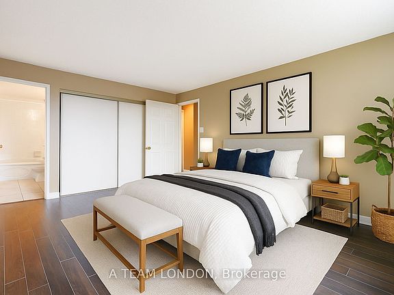 4th image of 155 Kent St #407