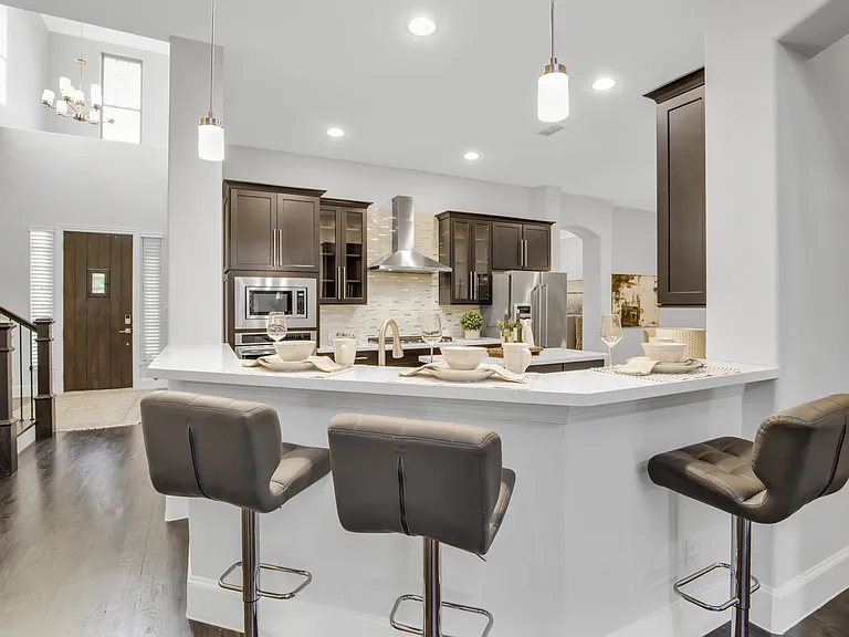 724 Orleans Dr — Photo 16