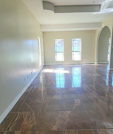 5th image of 421 Judean Ln