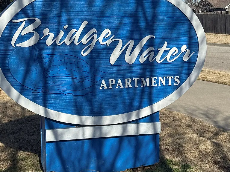 Bridgewater — Photo 1