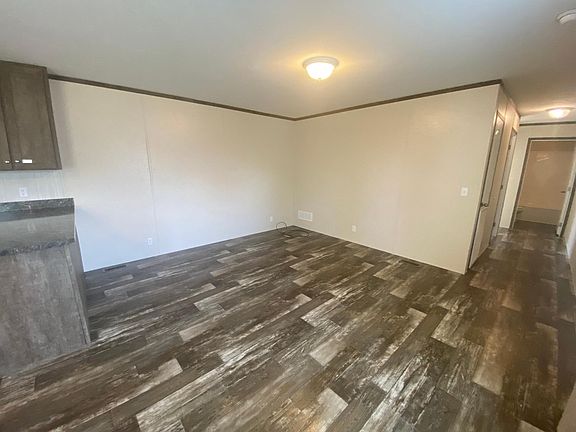 5th image of 32665 Susan Ct