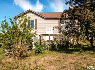 8271 Desutter Rd, Manito, IL 61546