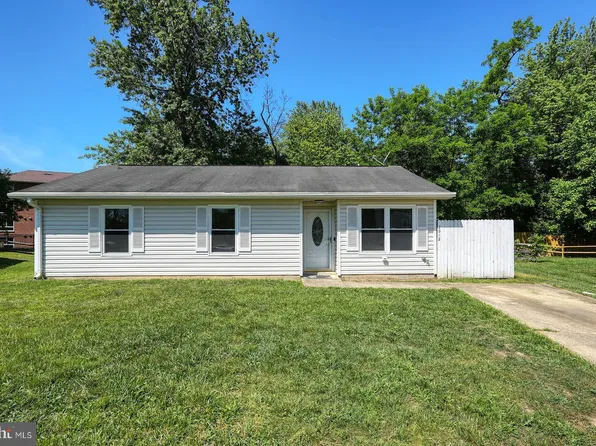 2012 All Hallows Ct, Waldorf, MD 20602