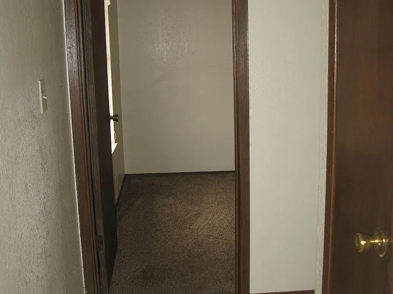 1009 NE 7th St #C — Photo 5