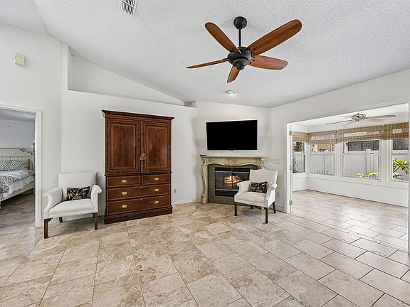 3rd image of 2138 Whitfield Dr