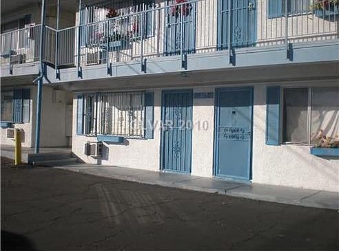 2nd image of 4600 University Center Dr APT 171