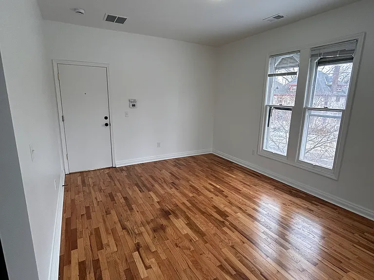 703 W Lovell St #G — Photo 6