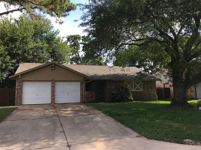 1st image of 19438 Wood Village Ln