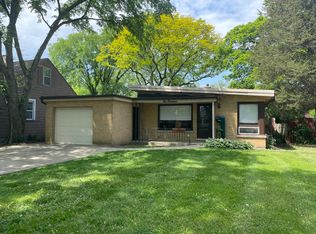 214 N Addison Rd, Villa Park, IL 60181