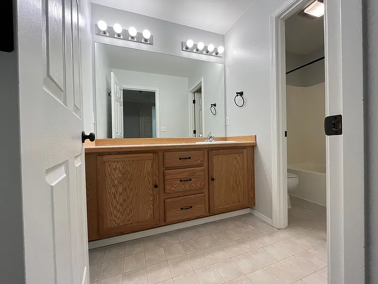 7413 Meadow St #4G — Photo 7